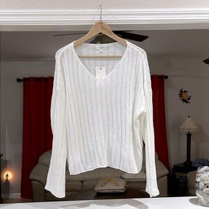Annie Wear V-Neck Loose Fit Sweater Womens Size S White Knit NEW